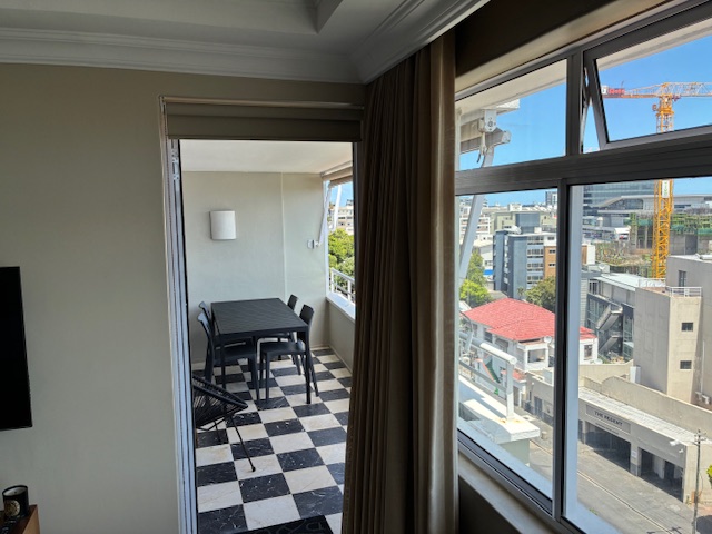 2 Bedroom Property for Sale in Fresnaye Western Cape